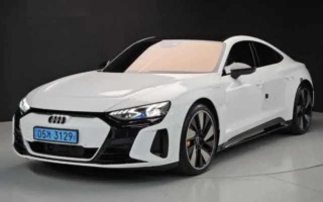 인천중고차할부신용 e-트론 GT GT 콰트로 프리미엄 매물 사진 9 - 2024/10 3,730km
