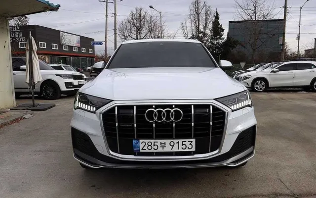 인천중고차할부신용 Q7 (4M) 45 TDI 콰트로 프리미엄 매물 사진 6 - 2022/06 57,045km